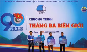 Nhiều hoạt động thiết thực đến với đồng bào dân tộc thiểu số trong dịp 'Tháng ba biên giới'