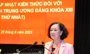 Bế giảng Lớp bồi dưỡng, cập nhật kiến thức đối với Ủy viên BCH Trung ương Đảng khóa XIII