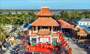 Từ mọi miền Tổ quốc, con cháu Lạc Hồng hướng về nguồn cội