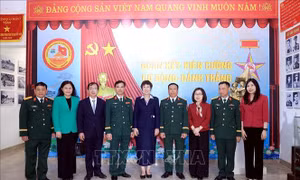 Hành trình hơn nửa thế kỷ đồng hành TTXVN và Sư đoàn Bộ binh 304