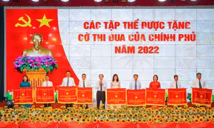 Thi đua, khen thưởng là động lực để xây dựng con người mới