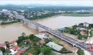 Bổ sung vốn mở rộng đường nối cầu Phong Châu với đường liên vùng