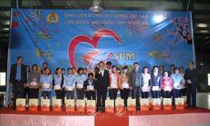 Ấm áp 'Tết sum vầy 2019' tại Nghệ An