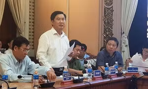 Khởi tố, bắt tạm giam Giám đốc Văn phòng công chứng giả mạo