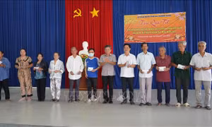 Tây Ninh: Trên 20.000 phần quà Tết cho người nghèo, công nhân có hoàn cảnh khó khăn