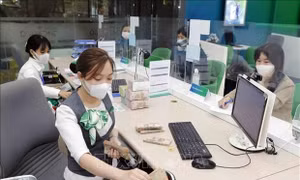 VCCI: Sửa đổi Luật các tổ chức tín dụng theo hướng tăng cạnh tranh để thu hút khách hàng