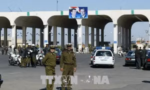 Mở lại cửa khẩu huyết mạch trên tuyến biên giới Syria - Jordan