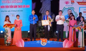 Đồng Tháp: Tuyên dương thanh niên tiên tiến làm theo lời Bác 