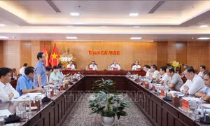 Cà Mau họp thông qua kịch bản tăng trưởng GRDP giai đoạn 2026 - 2030 từ 10% trở lên
