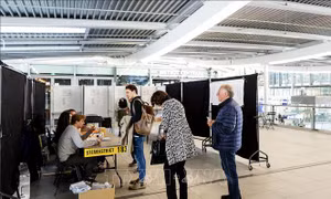 Xu hướng ủng hộ và chống Brexit chi phối cử tri Anh