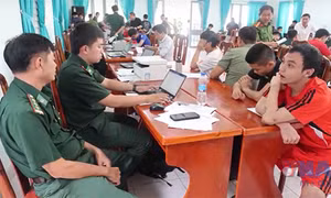 Tiếp nhận 110 công dân Việt Nam do Campuchia trao trả
