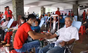 Trên 1.000 người tham gia Ngày hội hiến máu 'Giọt hồng Cao Nguyên'