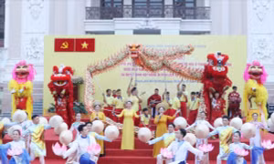 Thu hẹp khoảng cách hưởng thụ văn hóa ở đô thị đa trung tâm