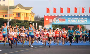 Nhiều bất ngờ tại Giải vô địch Quốc gia Marathon và cự ly dài Báo Tiền Phong