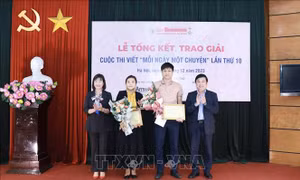 Trao giải Cuộc thi viết 'Mỗi ngày một chuyện' lần thứ 10