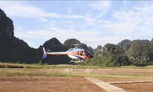 Tour bay trải nghiệm ngắm danh thắng Tràng An từ trực thăng