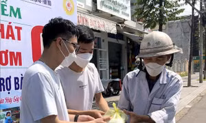 Những suất cơm '0 đồng' nghĩa tình