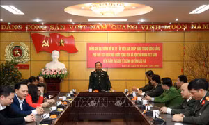 Phó Chủ tịch Quốc hội Đỗ Bá Tỵ thăm, chúc Tết tại tỉnh Lào Cai