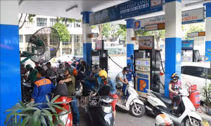 Quỹ bình ổn giá xăng dầu Petrolimex giảm mạnh