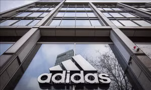 Adidas kỳ vọng doanh thu tăng trưởng hai con số nhờ hiệu ứng World Cup