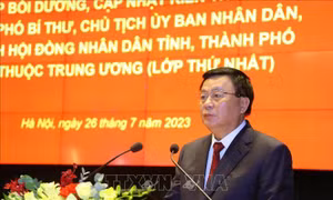 Bồi dưỡng, cập nhật kiến thức đối với lãnh đạo tỉnh, thành phố trực thuộc Trung ương