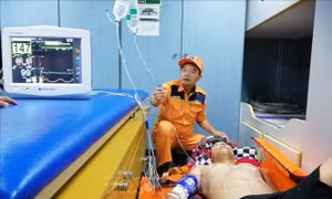 Cứu sống bệnh nhân bị tai biến, trụy tim mạch khi lặn ở độ sâu 30m