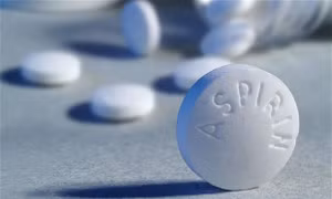 Uống aspirin đều đặn giảm nguy cơ mắc các bệnh ung thư gan, buồng trứng