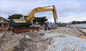 Bảo đảm an toàn công trình thủy lợi trước bão Noru