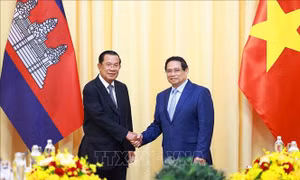 Thủ tướng Phạm Minh Chính hội kiến Chủ tịch Đảng Nhân dân Campuchia