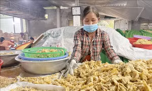 Làng nghề mứt gừng Mỹ Chánh tất bật vào vụ Tết