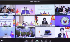 Thủ tướng dự Phiên toàn thể Hội nghị Thượng đỉnh Lãnh đạo nữ ASEAN lần thứ 2