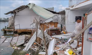 Sạt lở có khả năng tiếp tục ở bờ sông Trà Nóc và kênh Cần Thơ Bé