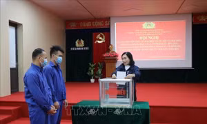 Hướng dẫn bầu cử cho học viên cai nghiện ma túy
