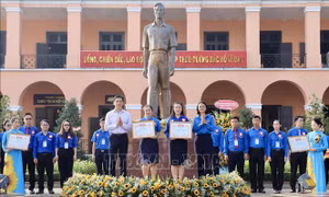 Khuyến khích thanh niên phát huy sáng kiến trong lao động, sản xuất