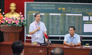 Kỳ thi Tốt nghiệp THPT 2023: Bộ trưởng Nguyễn Kim Sơn kiểm tra thi tại Hải Phòng