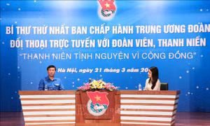 Bí thư thứ Nhất Trung ương Đoàn Lê Quốc Phong đối thoại với đoàn viên, thanh niên