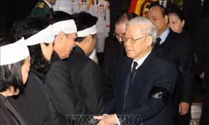 Lãnh đạo Đảng, Nhà nước viếng nguyên Bí thư Thành ủy Hà Nội Nguyễn Văn Trân