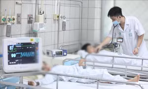 Quỹ Bảo trợ trẻ em Việt Nam hỗ trợ nạn nhân trẻ em vụ cháy chung cư mini