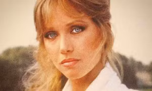 'Bond girl' Tanya Roberts qua đời ở tuổi 65