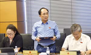 Cân nhắc bổ sung thẩm quyền giữ người trong trường hợp khẩn cấp, tạm giữ, tạm giam