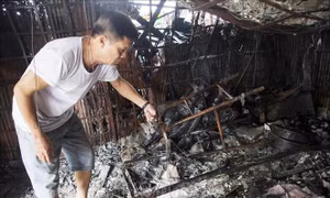 Cháy tại nhà lồng chợ Rạch Sỏi 