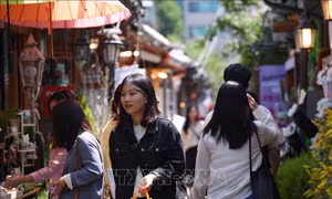 Người Hàn Quốc giàu ở tuổi 43, nghèo hơn khi 'xế chiều’