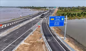 Ưu tiên đầu tư hạ tầng để tăng trưởng 2 con số