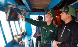 Khắc phục 'thẻ vàng' IUU: Nam Định kiểm soát chặt tàu cá xuất nhập bến