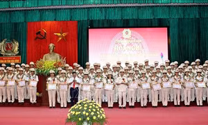 Hòa Bình tôn vinh 75 điển hình tiên tiến trong phong trào thi đua 'Vì an ninh Tổ quốc'