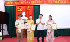 Công bố nhãn hiệu chứng nhận 'Sen Hoa Lư - Ninh Bình'