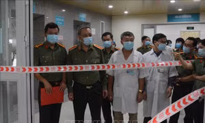 Cục trưởng Cục Y tế, Bộ Công an kiểm tra công tác phòng, chống dịch tại Bệnh viện 199