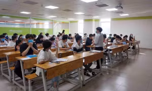 Tuyển sinh ĐH 2023: Cần chính sách thu hút vào học các ngành khoa học cơ bản