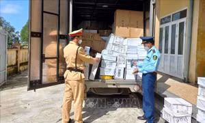 Phát hiện nhiều hàng điện tử, điện máy không rõ nguồn gốc ở Quảng Bình
