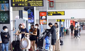 Dự kiến tăng tải cung ứng trên các đường bay từ Hà Nội, TP Hồ Chí Minh dịp 30/4 - 1/5
